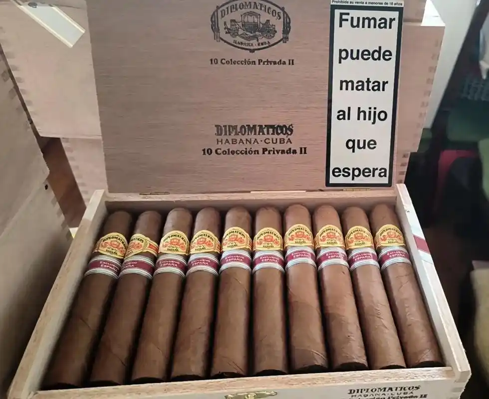 古巴9896雪茄烟.正品古巴西班牙雪茄  好友e2 乌普曼半 - 抖音