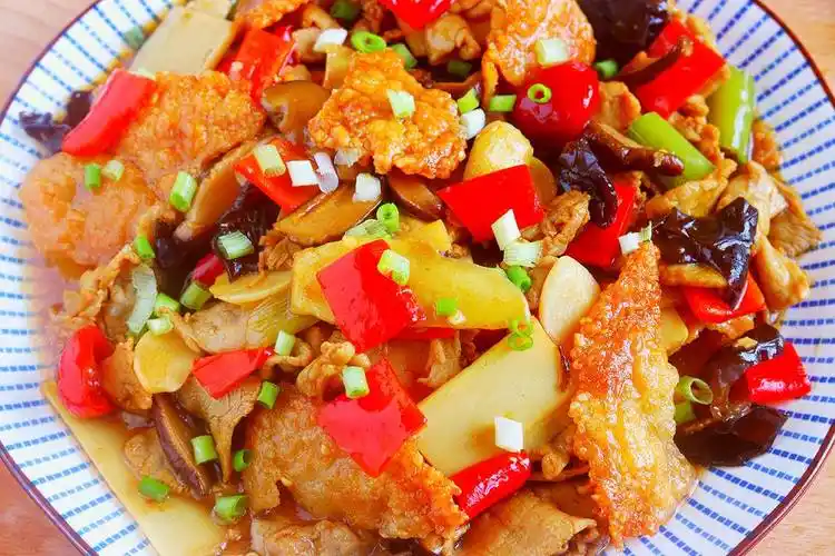 锅巴肉片教你营养好吃的锅巴肉片