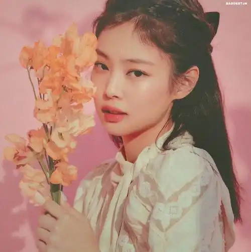 jennie照片