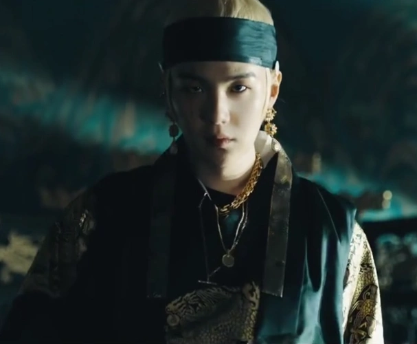 闵j其 大吹打 mv截图