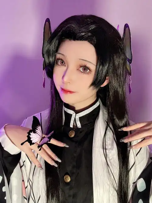 鬼灭之刃花柱蝴蝶香奈惠cos