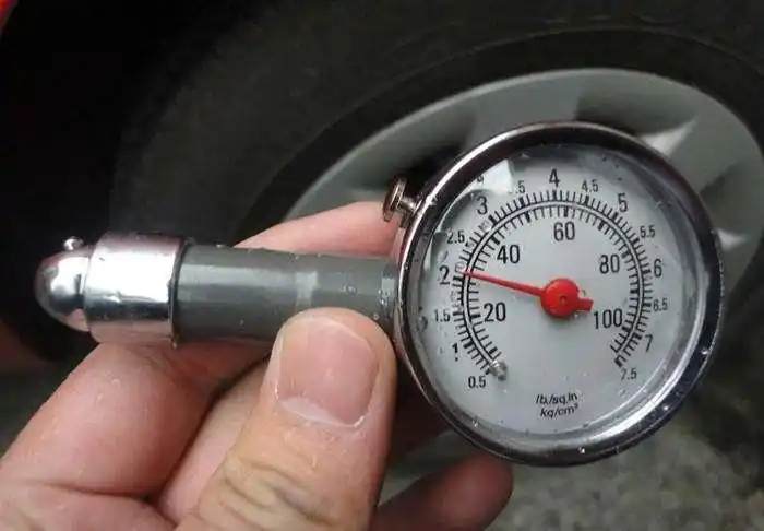 4或2.5?老司机:懂车的人都不会这样做!