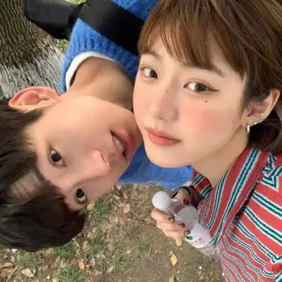 高清好看的美女帅哥情侣头像合照图片