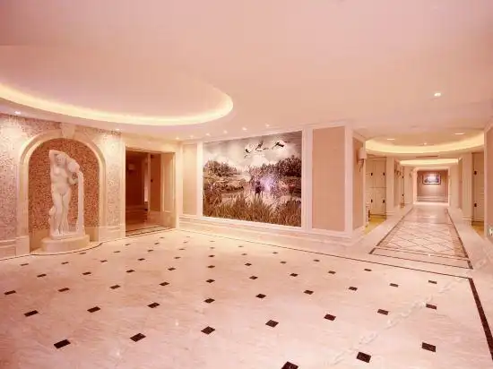 广州麓湖国际酒店