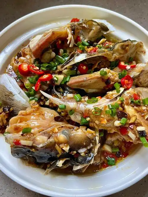 想告诉全世界这个豉汁蒸鱼头巨巨巨好吃