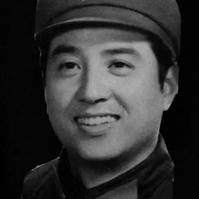 【图】关少曾个人资料介绍 与女儿的甜蜜合照被爆出