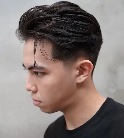 三,新潮的渐变发型,凸显阳光的型男魅力渐变发型越来越受男士们的认可