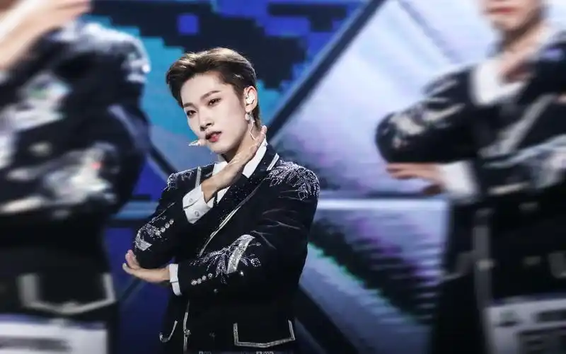 胡烨韬决赛主题曲部分直拍美丽照片创造营2021祝贺你毕业啦