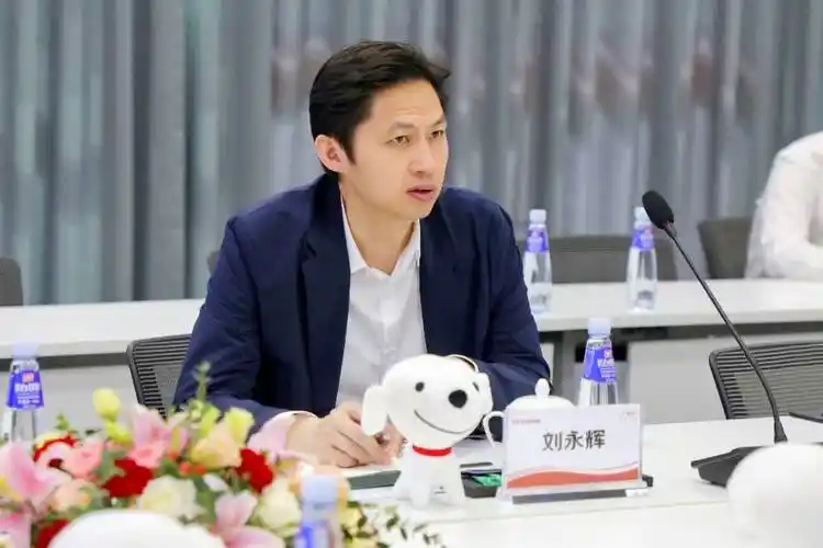 南京市政府副秘书长刘永辉一行莅临京东五星电器调研_企业_消费者