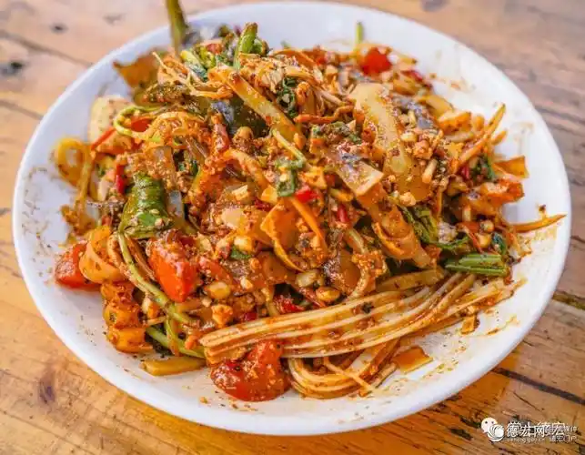 首页>|新闻>|概览>|视听>|文旅>|专题>|图说>|直播>|德宏号>▲芒海拌