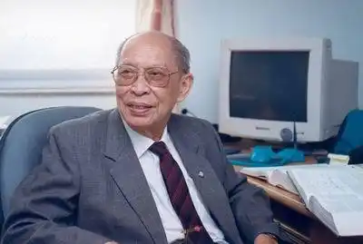 中科院院士裘法祖:医学界公认的一把宝刀(图)