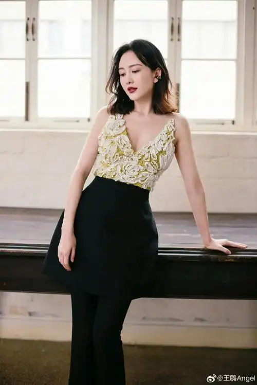 王鸥成熟知性美女