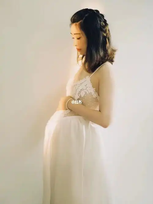 刷爆朋友圈的最美孕妇照,这难道不是少女吗