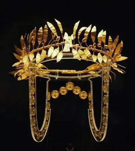 👑 希腊王室传奇钻石王冠的华丽回归 💎