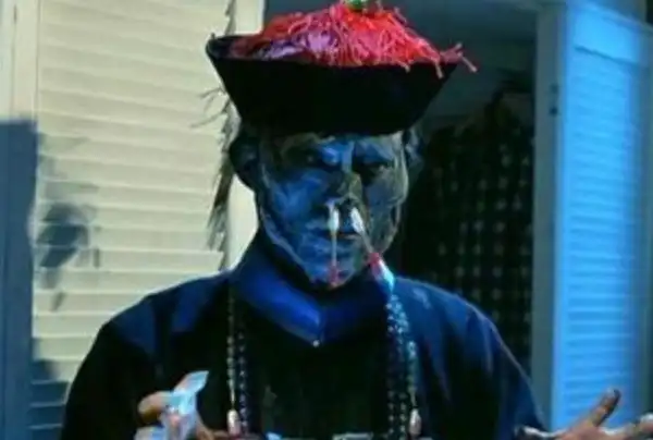 为什么中国僵尸统一穿清朝官服?看到这3个原因,网友:原来如此