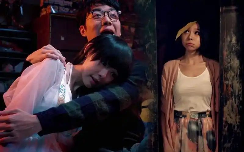 看个僵尸片还要被撒狗粮你说气不气救僵清道夫