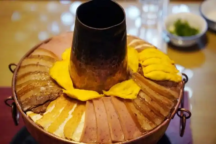 建水人用起炊锅来北方人都馋