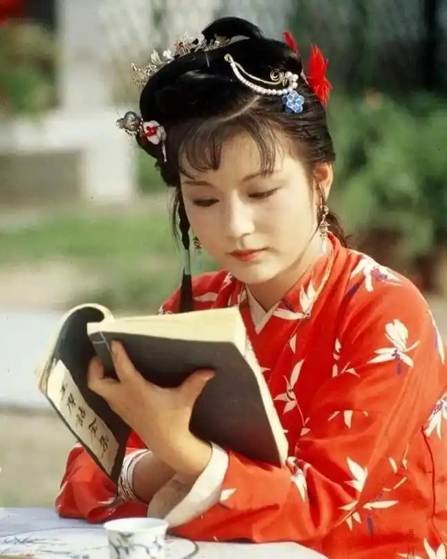 87版《红楼梦》剧照之史湘云.#史湘云 - 抖音