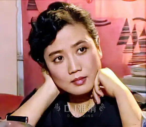 原创昔日女神李秀明22张精修美照欣赏秀外慧中明艳动人女人自强最美丽