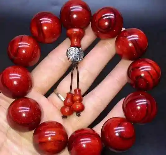 文玩鹤顶红十大最顶级的文玩手串