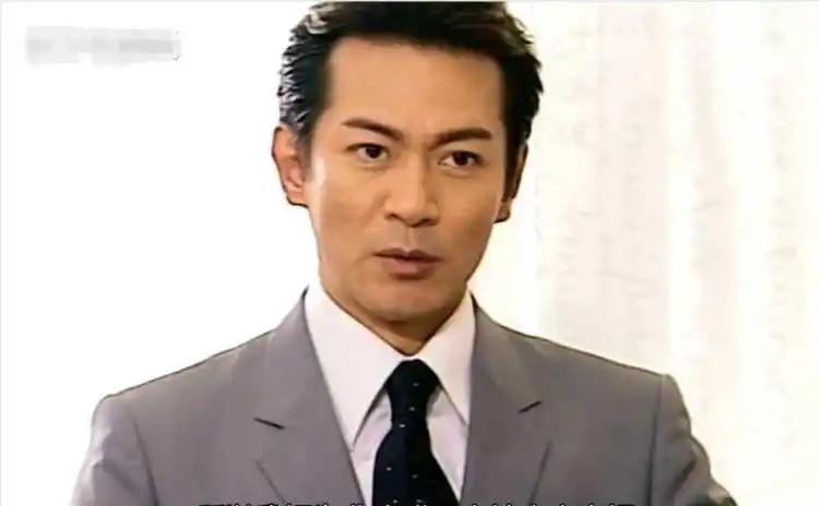 原创那些宣布退圈的明星江华卖保险钟楚红拒绝复出他退得最彻底