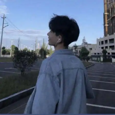 微信男生的头像 英俊潇洒小清新的男生