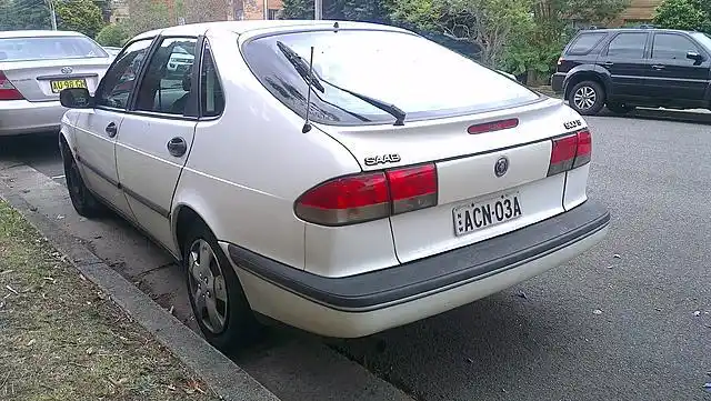 卖车saab900s轻便代步车低里程2500可议