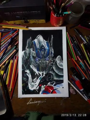 写实彩铅画 擎天柱