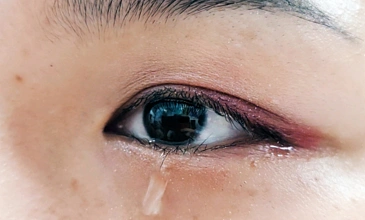 【4k实拍女孩眼睛流泪特写】图片免费下载_4k实拍女孩眼睛流泪特写