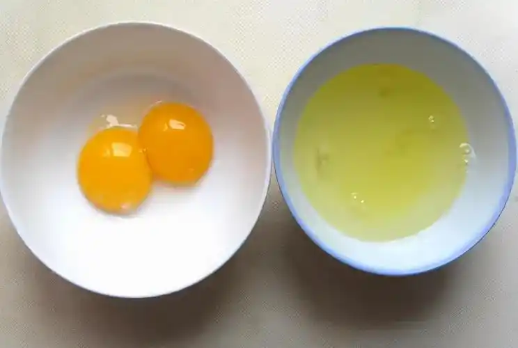 吃鸡蛋黄的好处只吃鸡蛋清不吃鸡蛋黄的好处