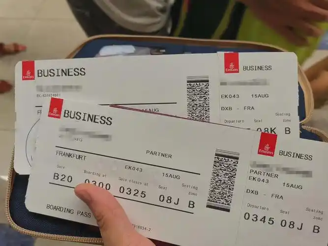 阿联酋航空 dxb-fra商务舱体验