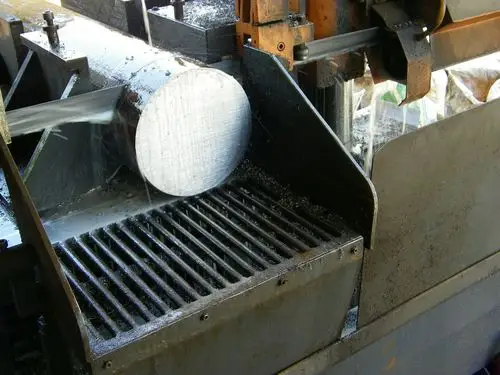 专业带锯切割圆钢,碳圆,规格齐全可按客户要求,切割最短2厘米