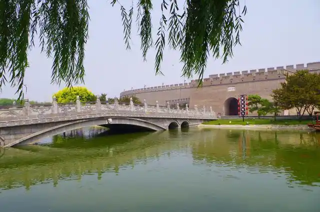 正定古城南城门护城河美景百年后重现