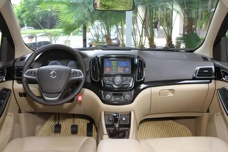 改装的宝骏730,熠熠闪光