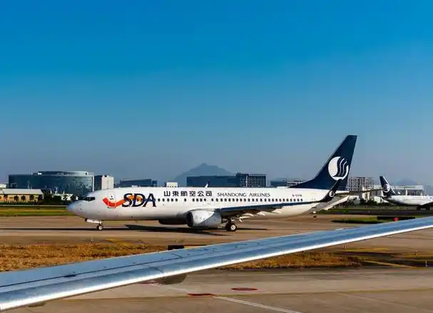 山东航空三年亏损110亿元,将被强制退市!