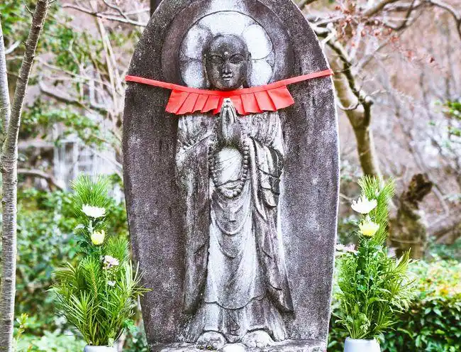 保佑着当地居民身体健康,所以京都清水寺的千手观音在日本众多寺庙中