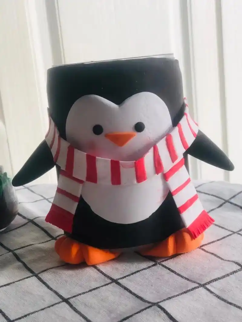 企鹅小笔筒.#图文伙伴计划 #制作过程 #图文来了计划 #有 - 抖音