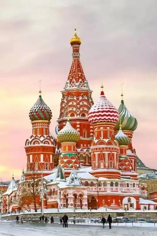 看一下俄罗斯的城市美景,莫斯科郊外的晚上,太美太好听了和大 - 抖音