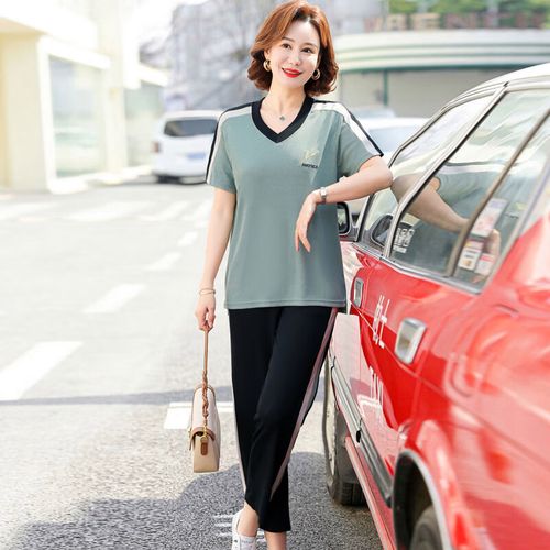 右见面夏天妈妈衣服50到60岁夏装运动套装休闲新款洋气50岁中老年女装