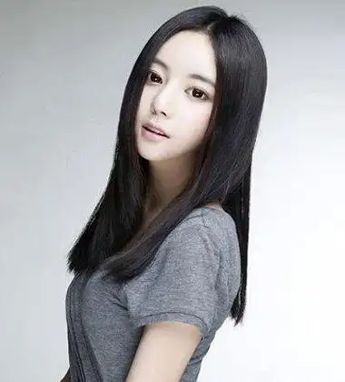 黑色直发发型设计图片 女生黑色直发发型
