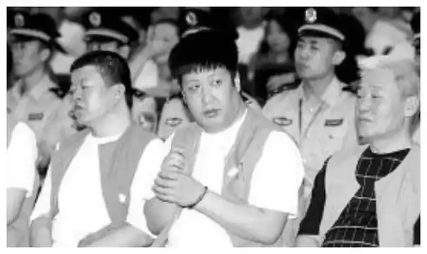 1998年,长春黑老大梁旭东被捕后扬言:两个月出去,后来结局怎样