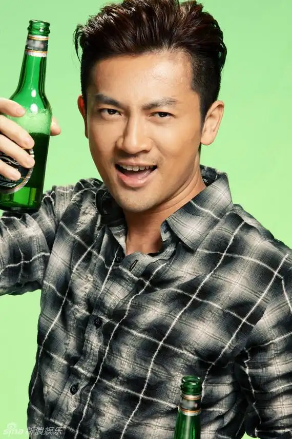 苏有朋豪饮