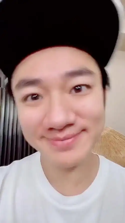 王祖蓝的表情太搞笑啦