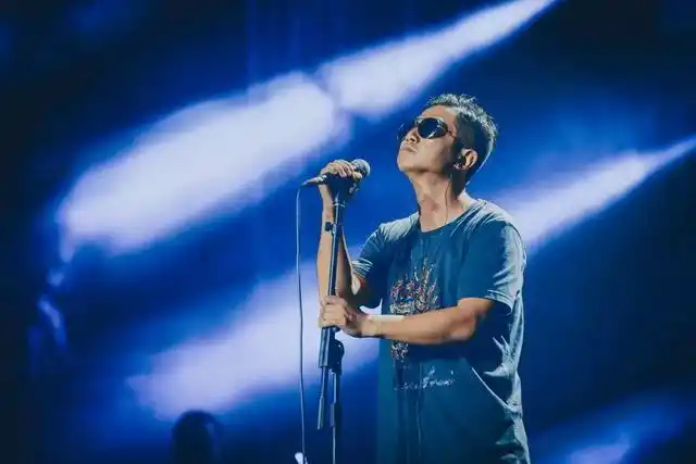 云南歌手石磊个人资料