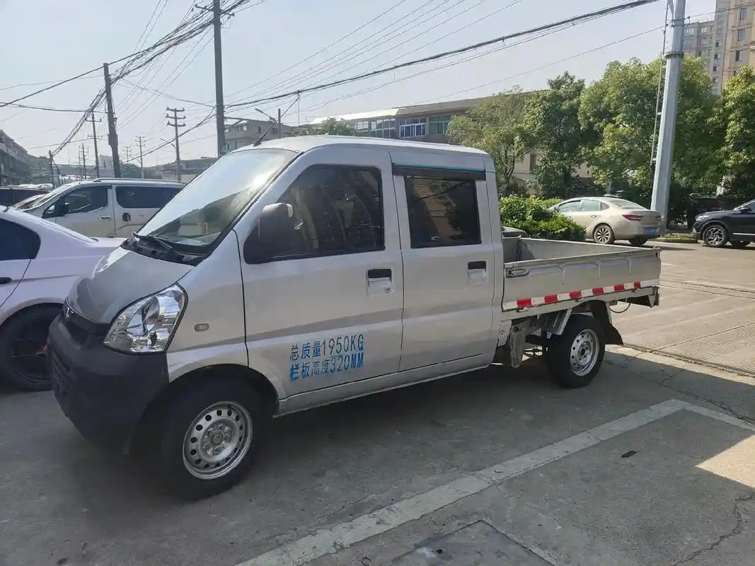 出售二手货车五菱荣光小卡双排货车台州路桥.