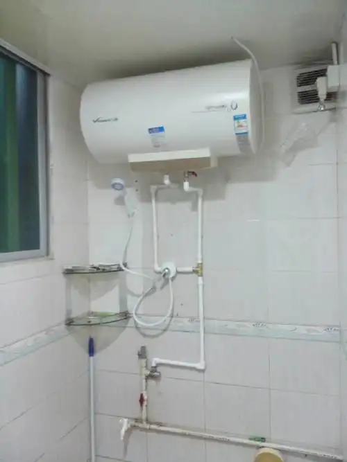 电热水器贴墙混水华帝万和美的史密斯海尔万家乐明装浴缸龙头