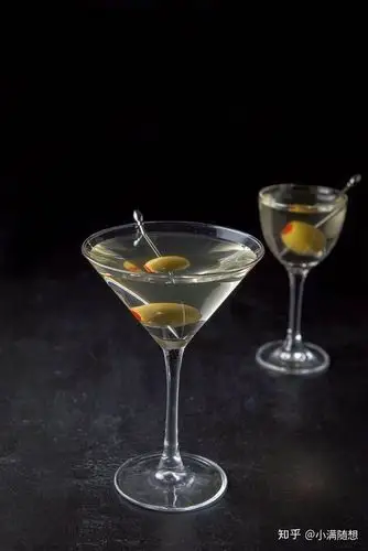 小满・随想…之经典鸡尾酒:马天尼 martini - 知乎