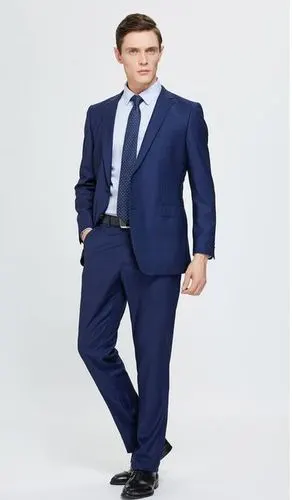 (更加详细的西装选购知识可移步搭配:黑色与蓝色西装搭配白色衬衫换