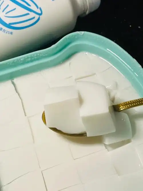 不敢喝甜的01发现了这椰子汁90打开就是浓郁椰子香喝起来椰香浓郁