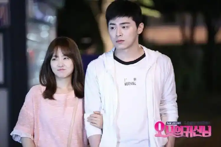 剧名:《oh 我的鬼神大人》演员:曹政奭 朴宝英 金瑟祺上映时间:2015年